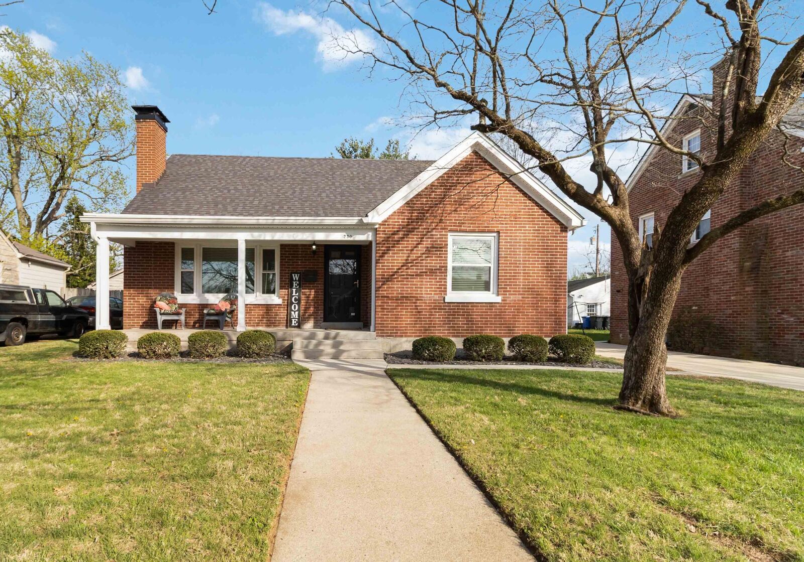 Property Photo:  220 Hillsboro Avenue  KY 40511 