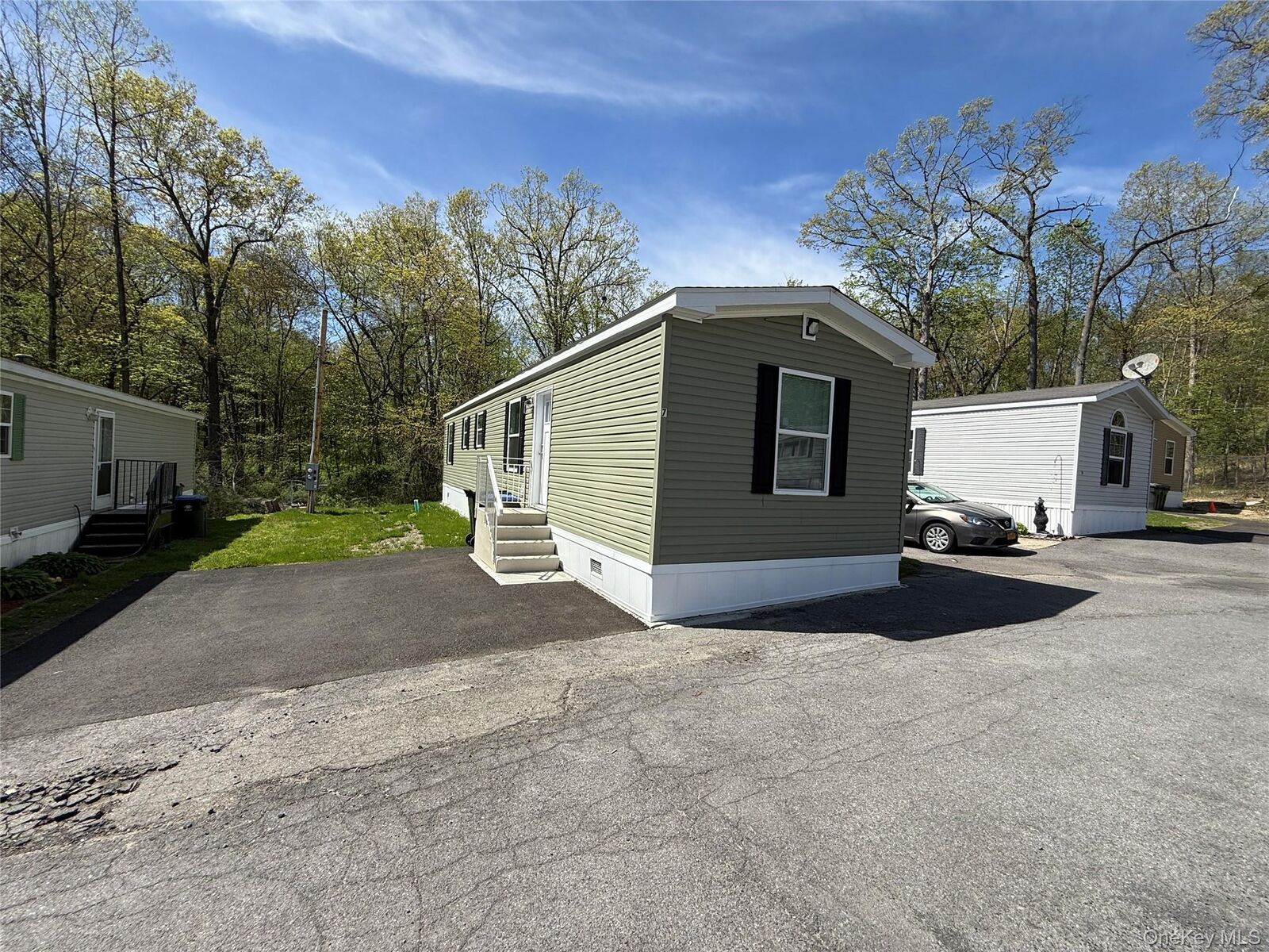 Property Photo:  3146 Route 9W 6A  NY 12553 
