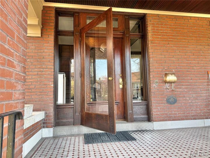 Property Photo:  6335 Pershing Avenue  MO 63130 