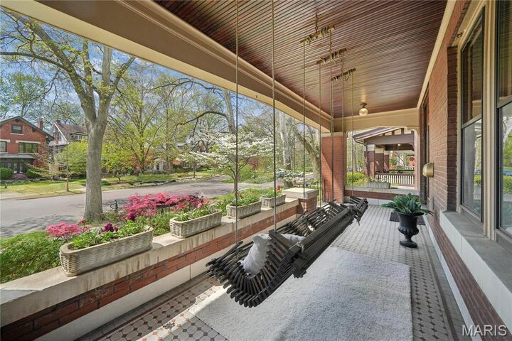 Property Photo: 6335 Pershing Avenue MO 63130