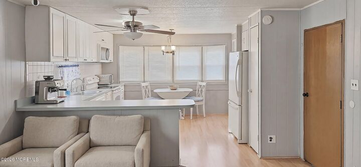 Property Photo:  1 Eagle Drive  NJ 08759 