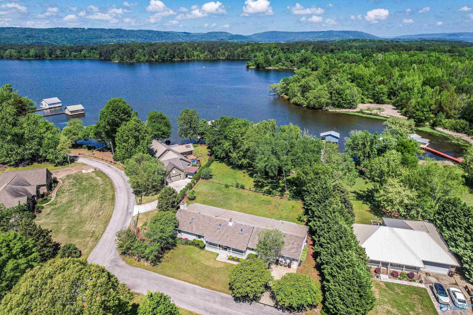 Property Photo:  19 Lema Lane  AL 35755 