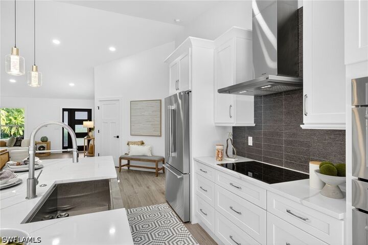 Property Photo:  1200 Cypress Woods Drive  FL 34103 