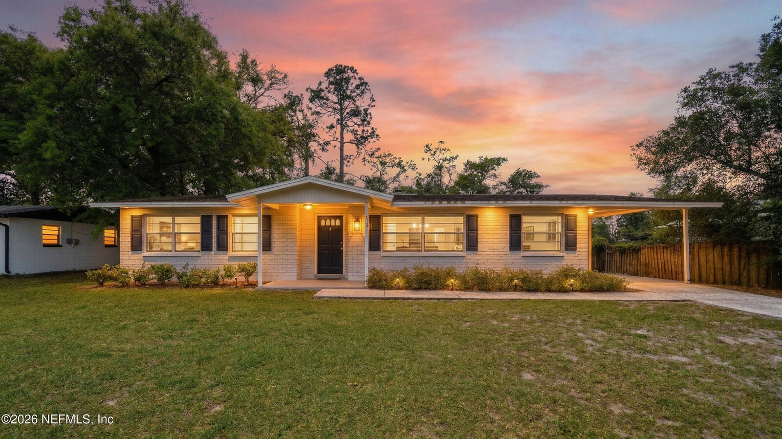 Property Photo:  586 Madeira Drive  FL 32073 