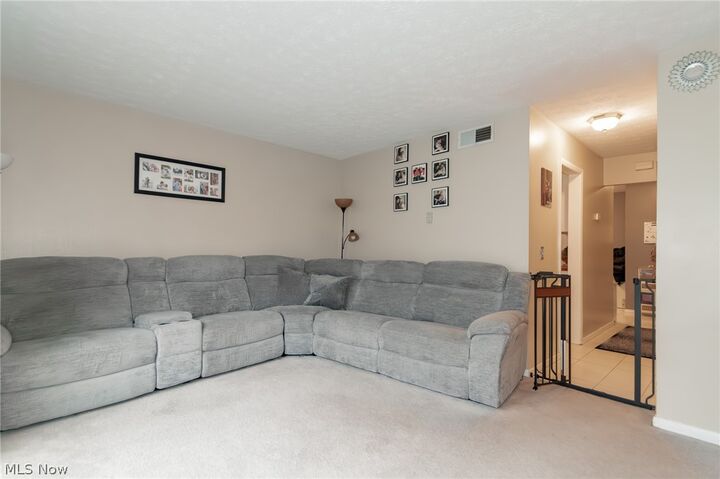 Property Photo:  8210 Deepwood Boulevard 11-5  OH 44060 