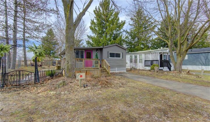 Property Photo: 580 Beaver Creek Road 11 ON N2J 3Z4