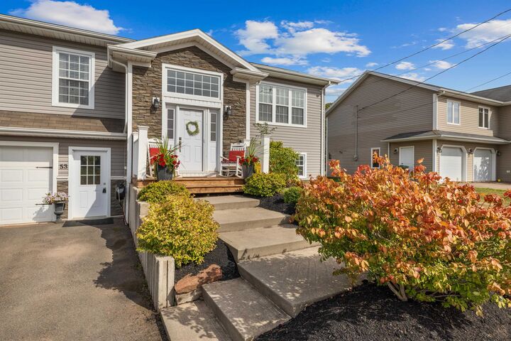 Property Photo:  53 Starling Crescent  PE C1B 0L9 