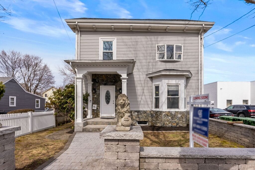 Property Photo:  190 Walnut St  MA 02472 