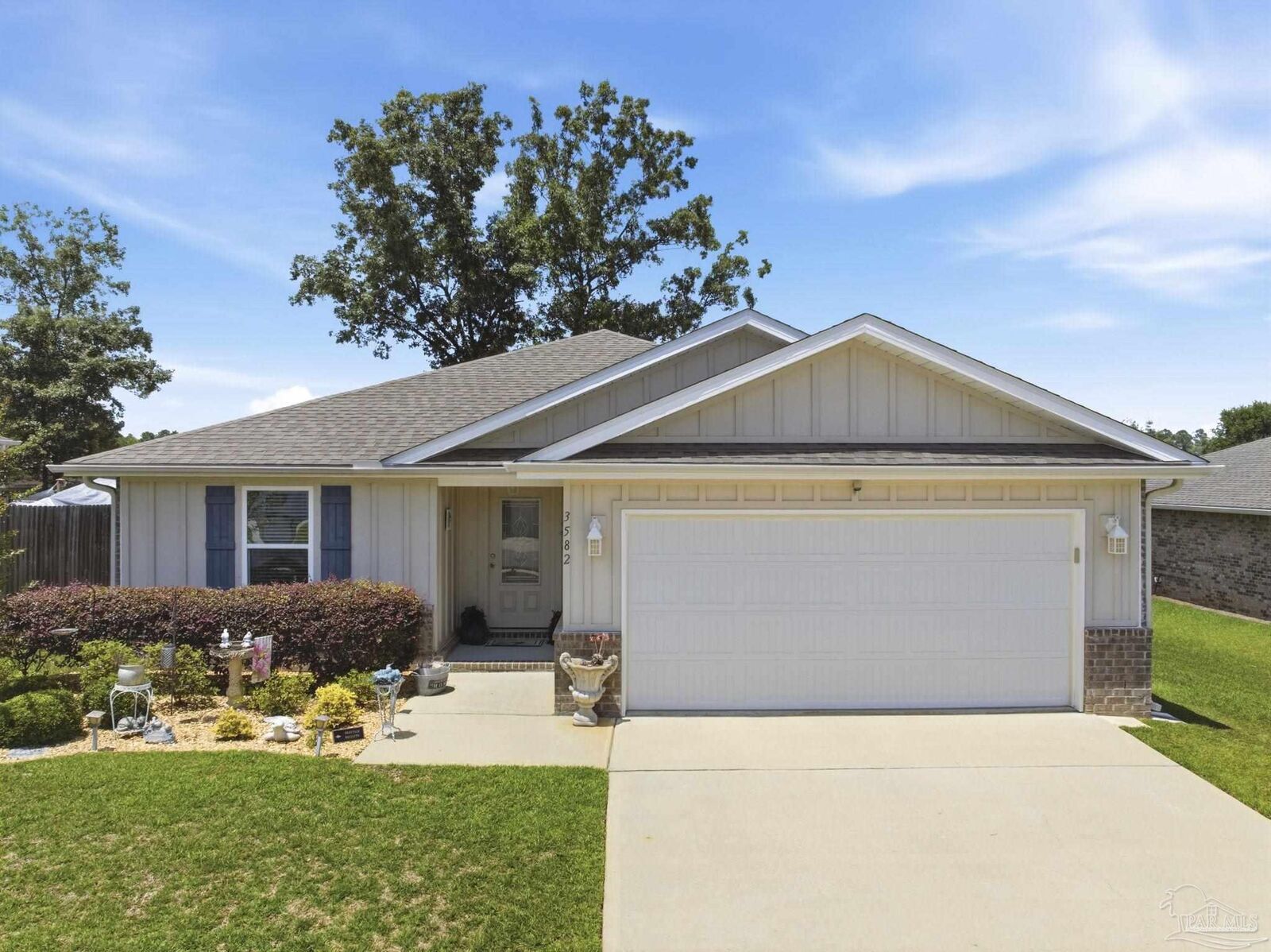 Property Photo:  3582 Conley Dr  FL 32533 