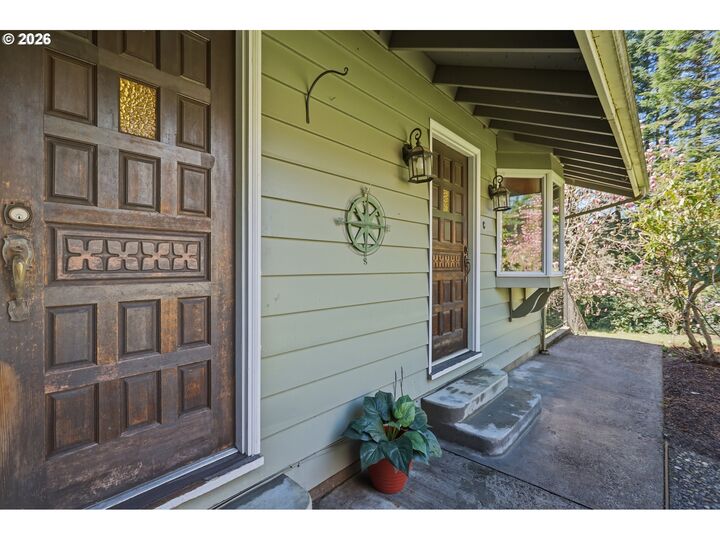 Property Photo:  392 Baker Rd  WA 98648 