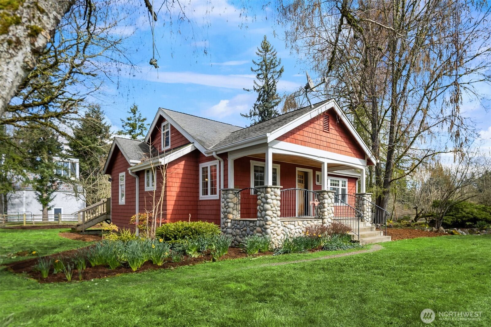 Property Photo:  20802 SE 34th Street 6  WA 98075 