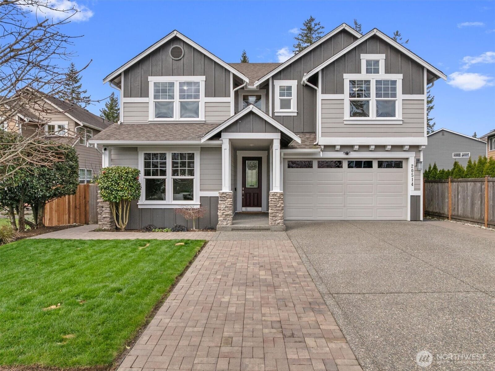 Property Photo:  20514  9th Avenue W  WA 98036 