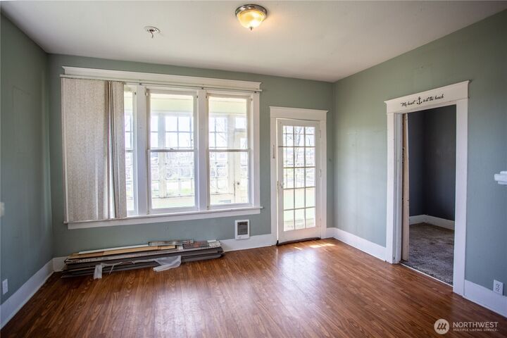 Property Photo: 1408 1412 Hood Street WA 98520