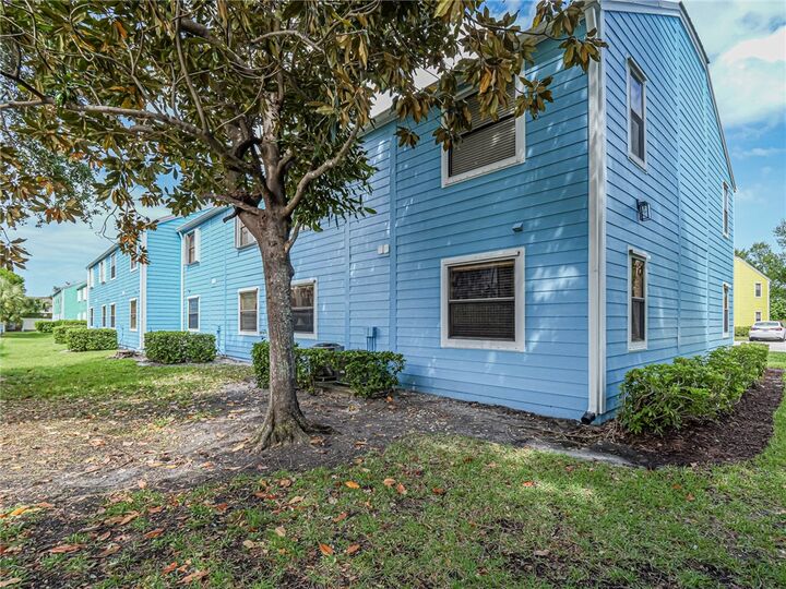 Property Photo:  1135 3rd Avenue 104  FL 32960 