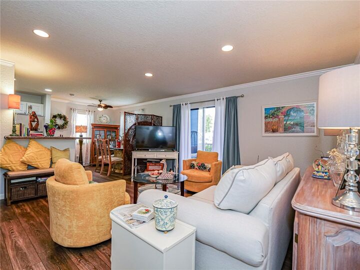 Property Photo:  1135 3rd Avenue 104  FL 32960 