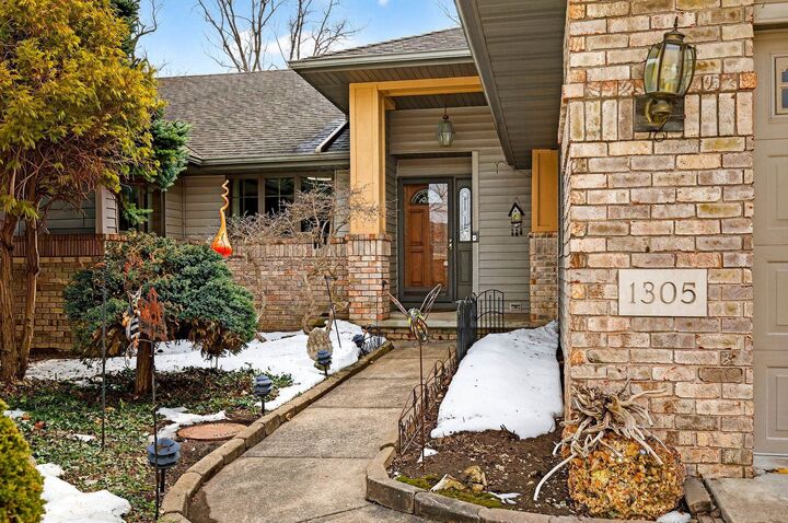 Property Photo:  1305 Orchard Court  WI 54956 