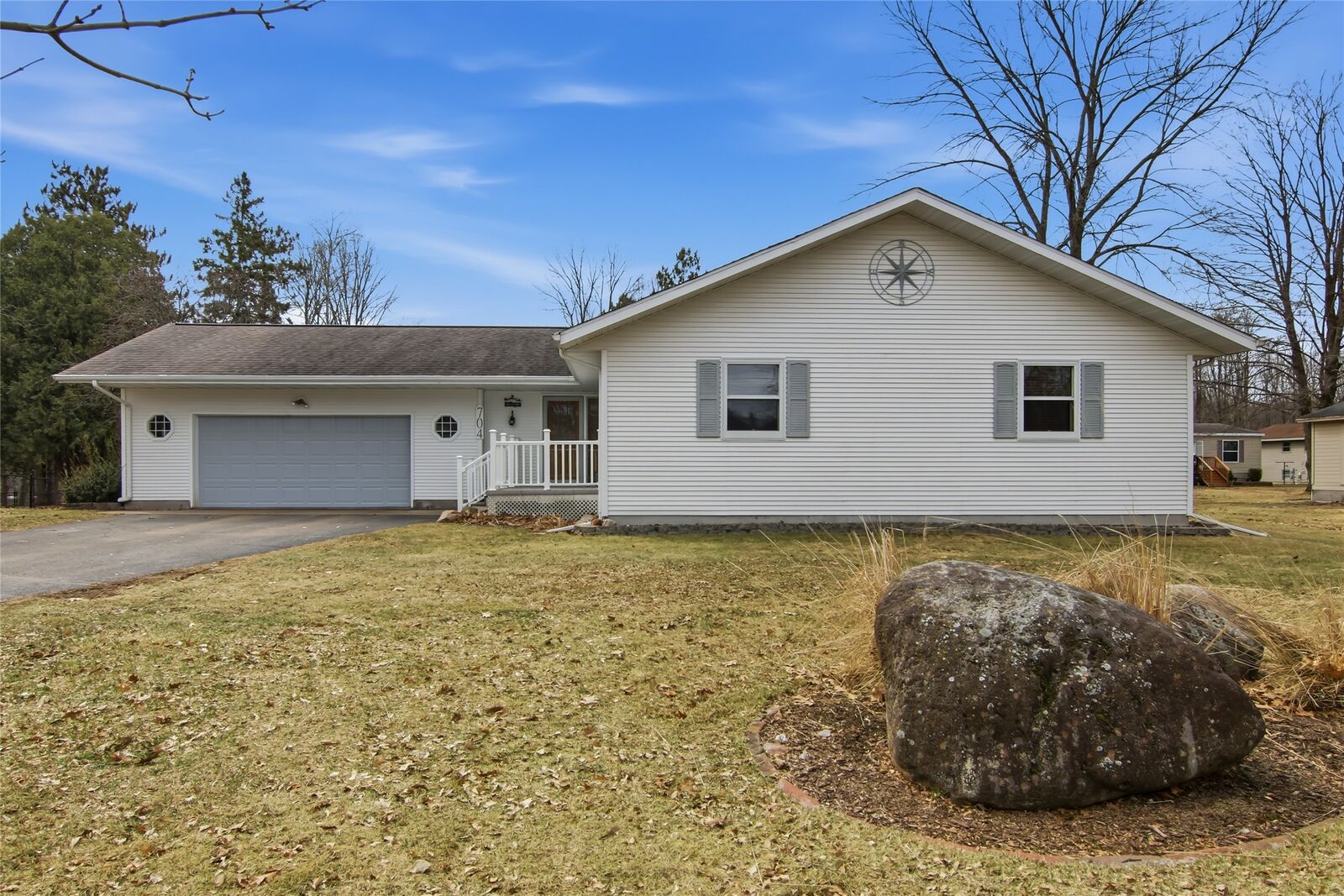 Property Photo:  704 Phillips Avenue E  WI 54848 