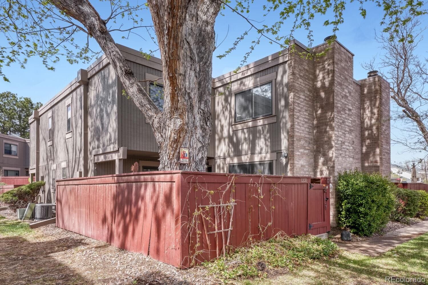 Property Photo:  1231 S Yosemite Way 71  CO 80247 