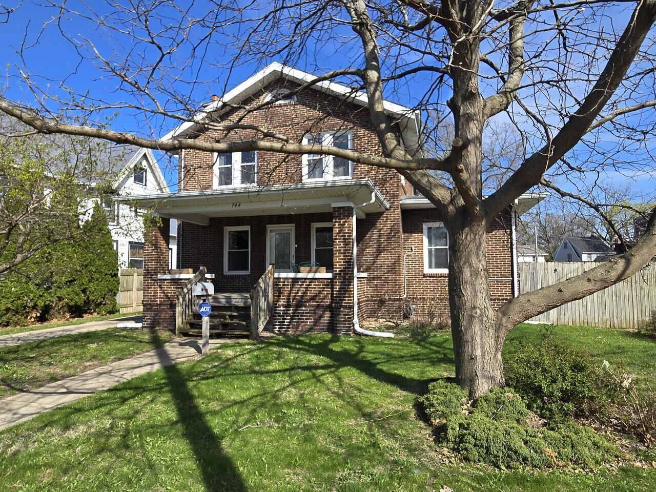 Property Photo:  744 Milton Avenue  WI 53545 