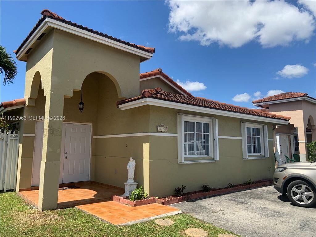 Property Photo:  12352 NW 98th Ave  FL 33018 