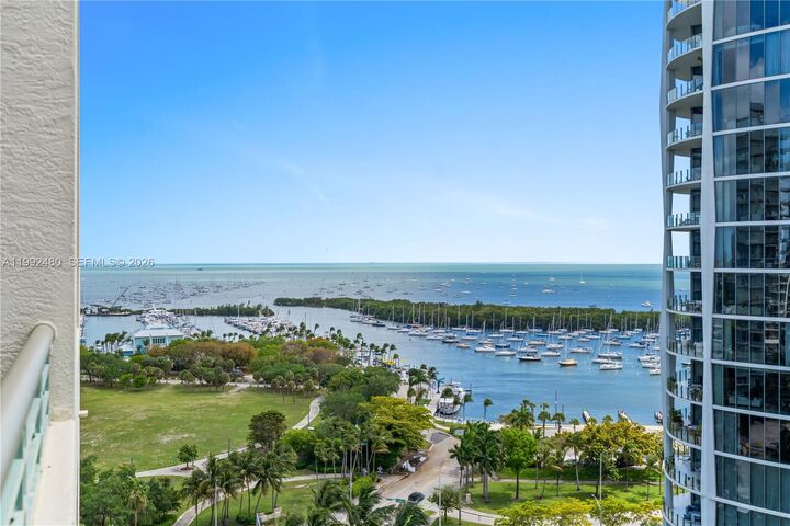 Property Photo:  3400 SW 27th Ave 1604  FL 33133 