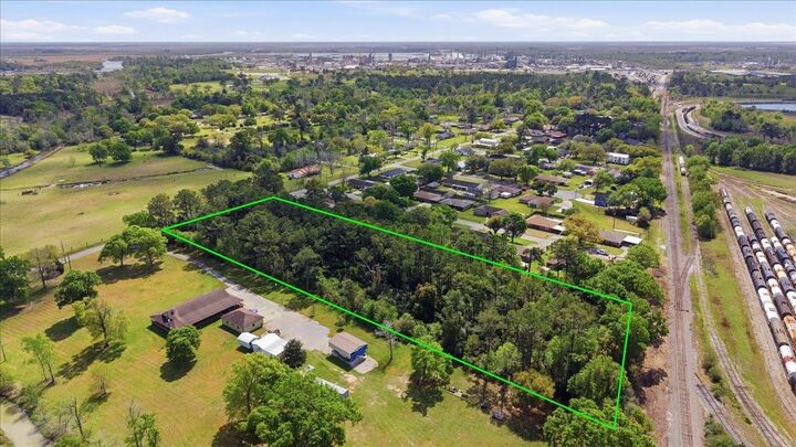 Property Photo:  4.63 Acres On Newton  TX 77630 