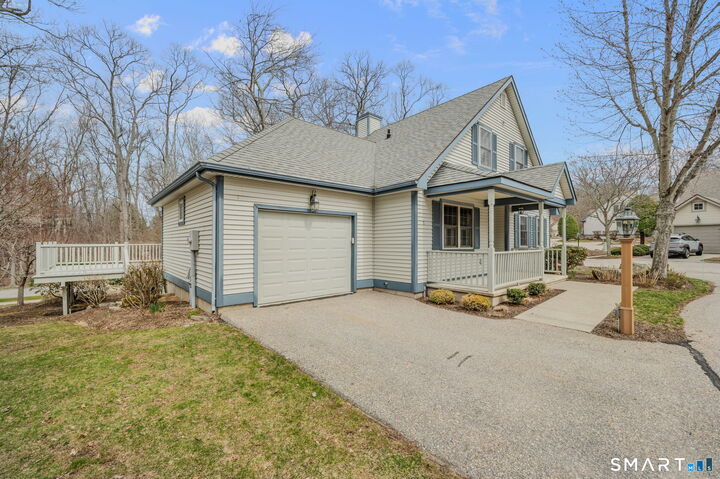 Property Photo:  1 Bittersweet Lane 1  CT 06357 