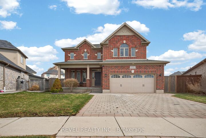 Property Photo: 3190 Pincombe Drive ON N6L 0B4