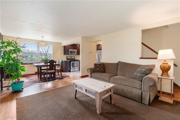 Property Photo:  1425 Junior Drive  PA 15227 