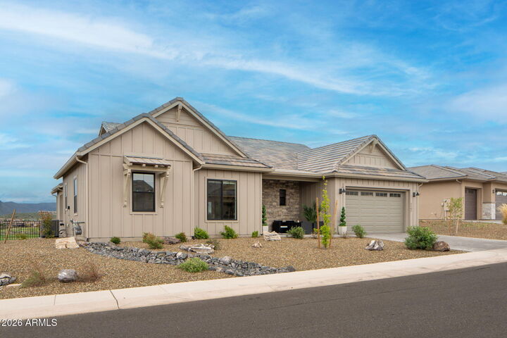 Property Photo: 1147 S Lakeview Drive AZ 86301