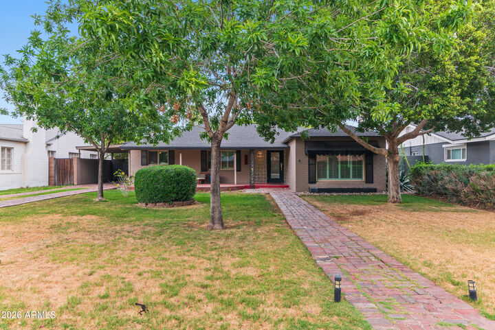 Property Photo:  526 W Windsor Avenue  AZ 85003 