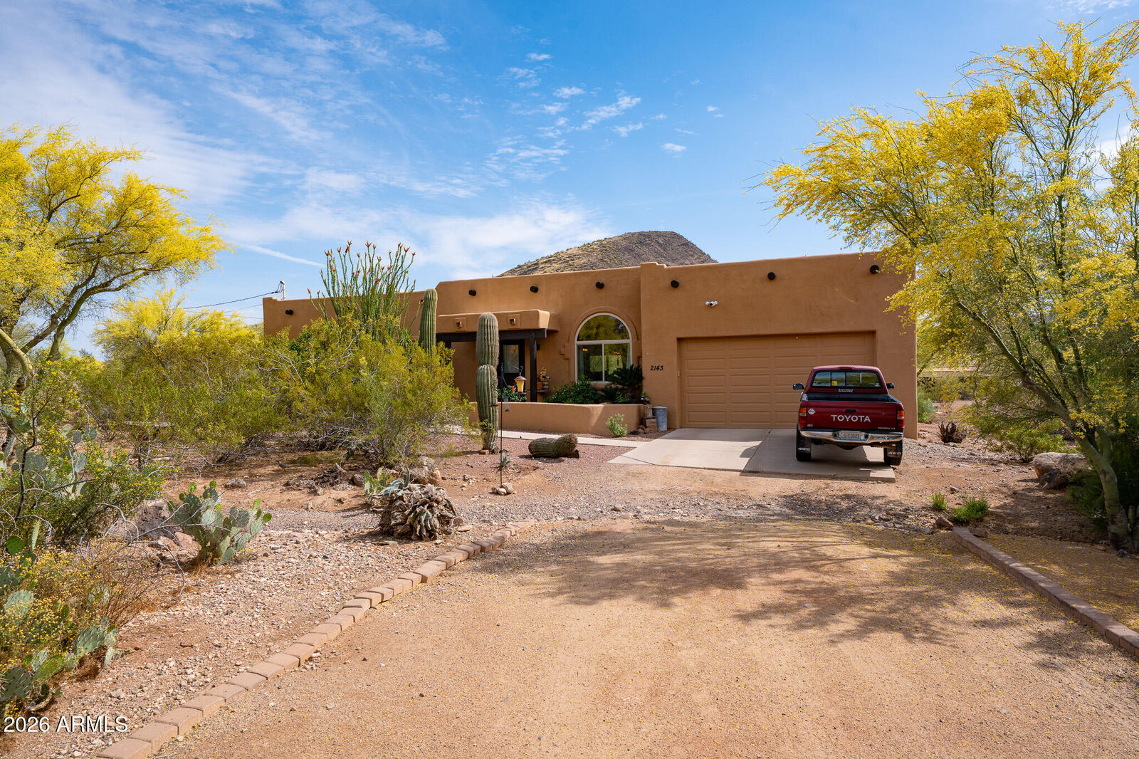 Property Photo:  2143 E Cavalry Road  AZ 85087 