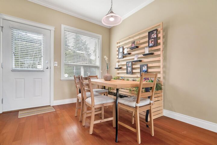 Property Photo: 33382 Franklin Avenue BC V2S 1A9