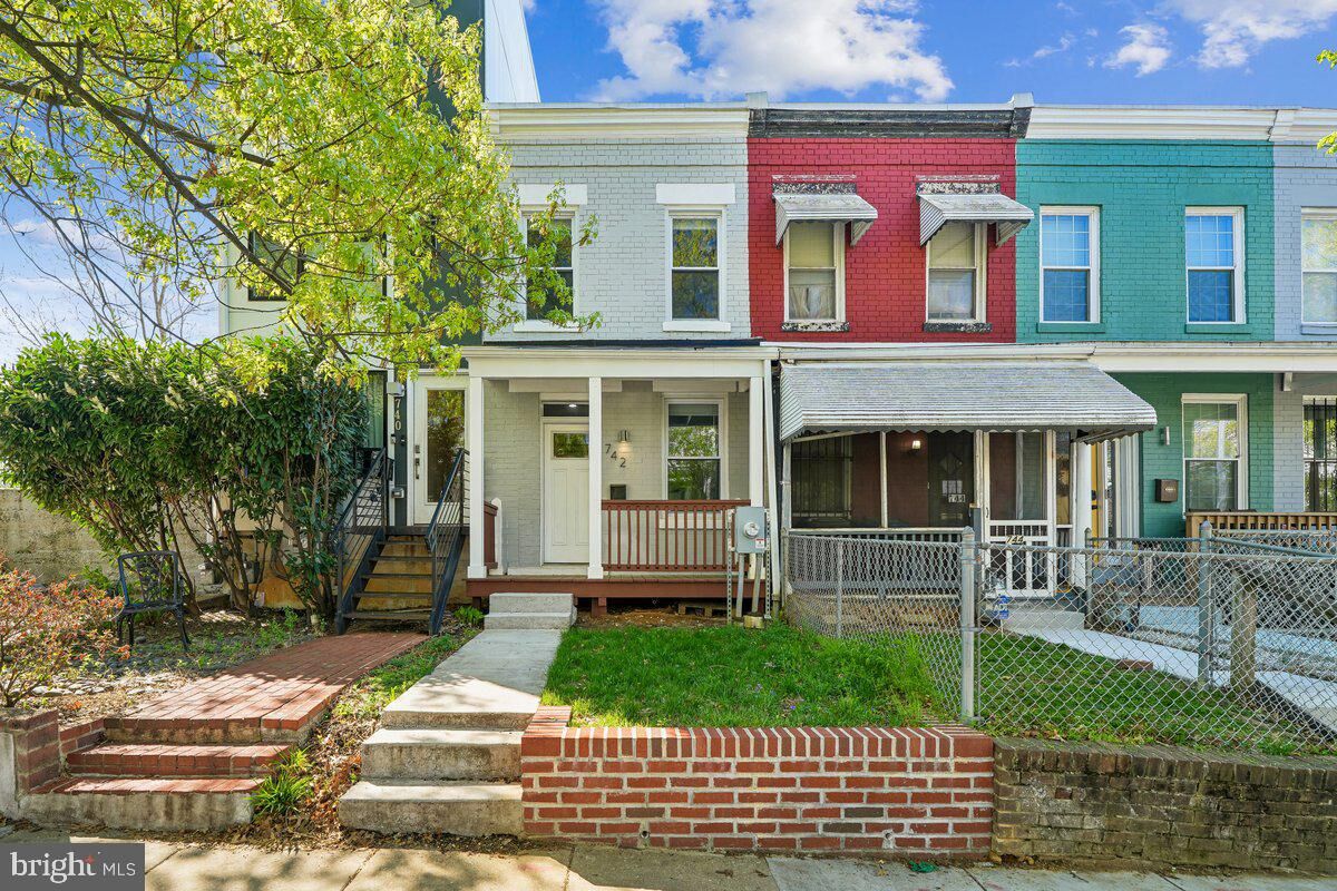 Property Photo:  742 Irving Street NW  DC 20010 