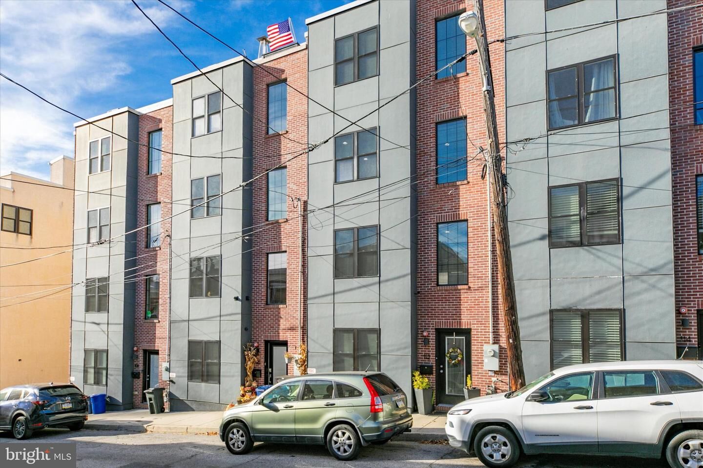 Property Photo: 112 Kingsley Street PA 19127