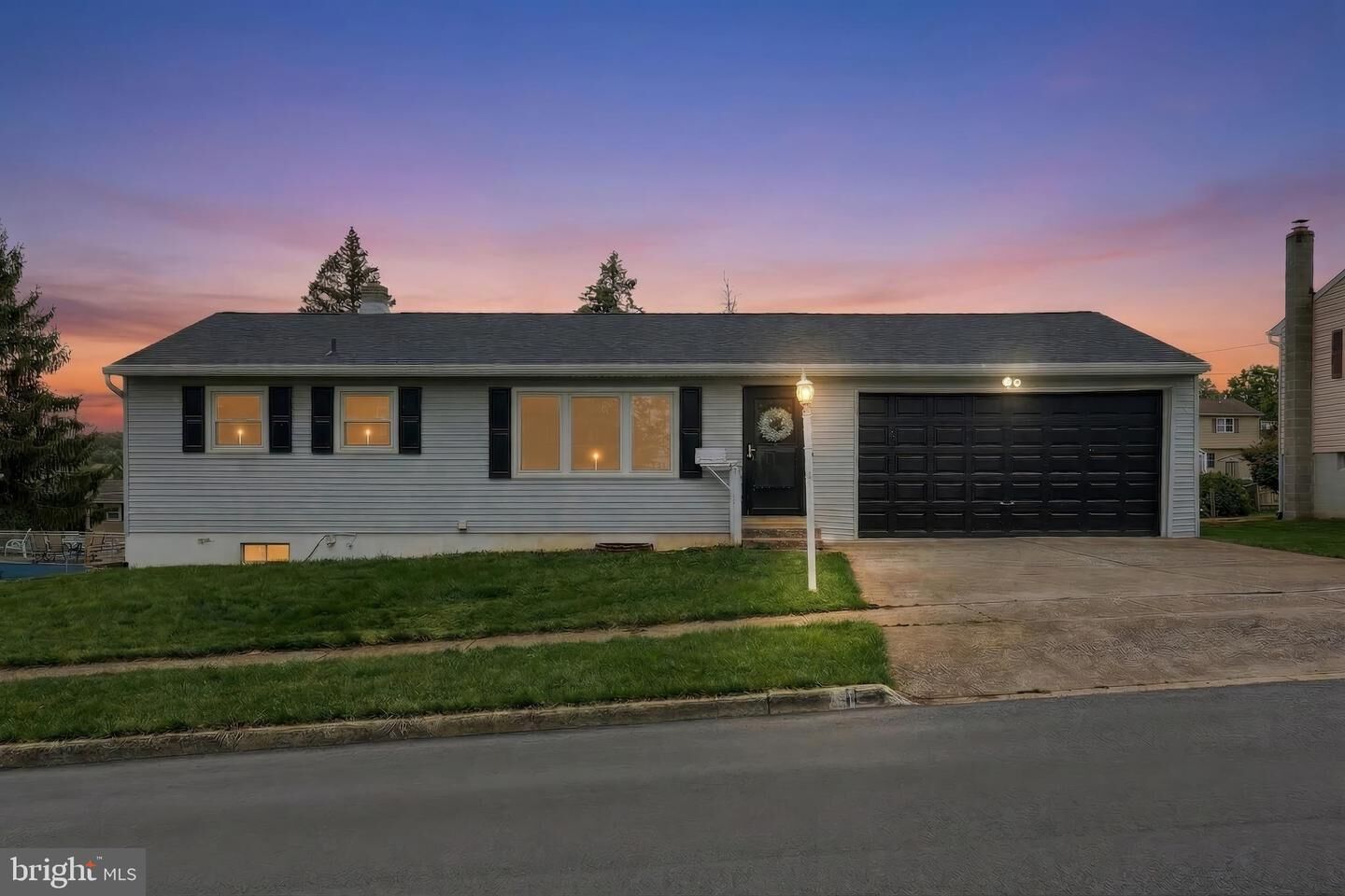 Property Photo:  11 Faye Road  PA 17057 