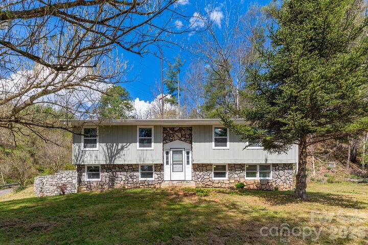 Property Photo: 4755 US 23 Highway NC 28754