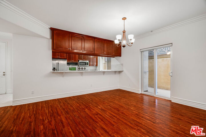 Property Photo:  2306 Fox Hills Dr  CA 90064 