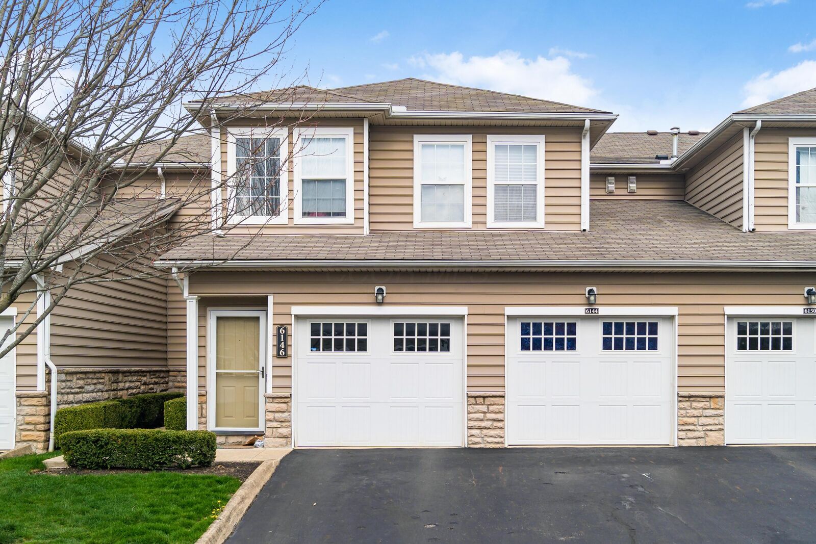 Property Photo: 6144 Sowerby Lane OH 43081