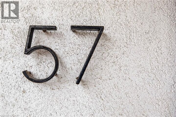 Photo de la propriété:  57 Steven Street  ON L8L 5N4 