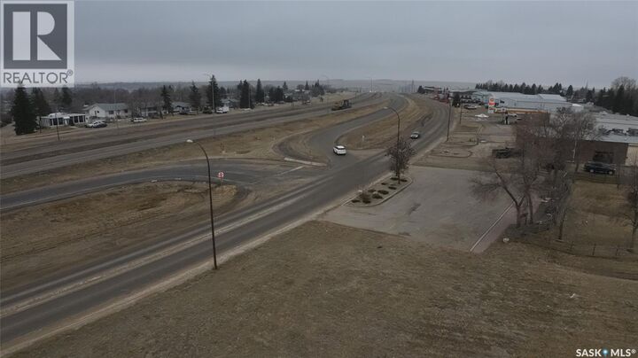 Property Photo:  301 North Service Road W  SK S9H 0K6 