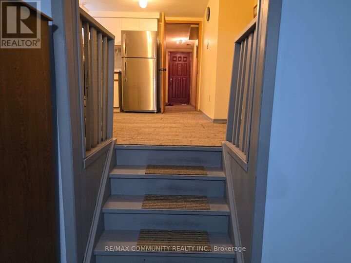 Property Photo:  40 Massie Street  ON M1S 3Z6 