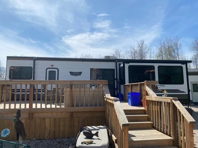 Property Photo: 98 Ludovic Road MB R0C 2S0