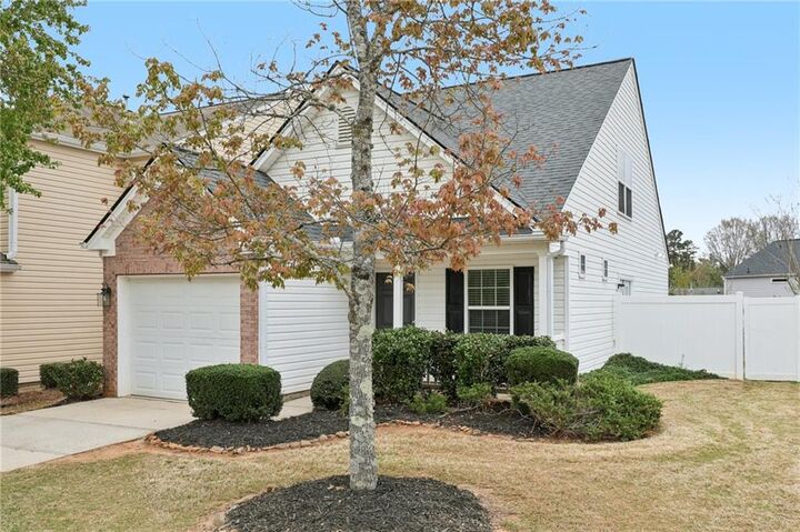 Property Photo: 6150 Smoke Ridge Lane GA 30041