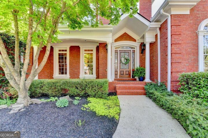 Property Photo:  6380 Sunbriar Drive  GA 30040 