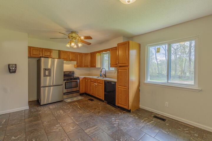 Property Photo: 6933 W 136 Highway GA 30707