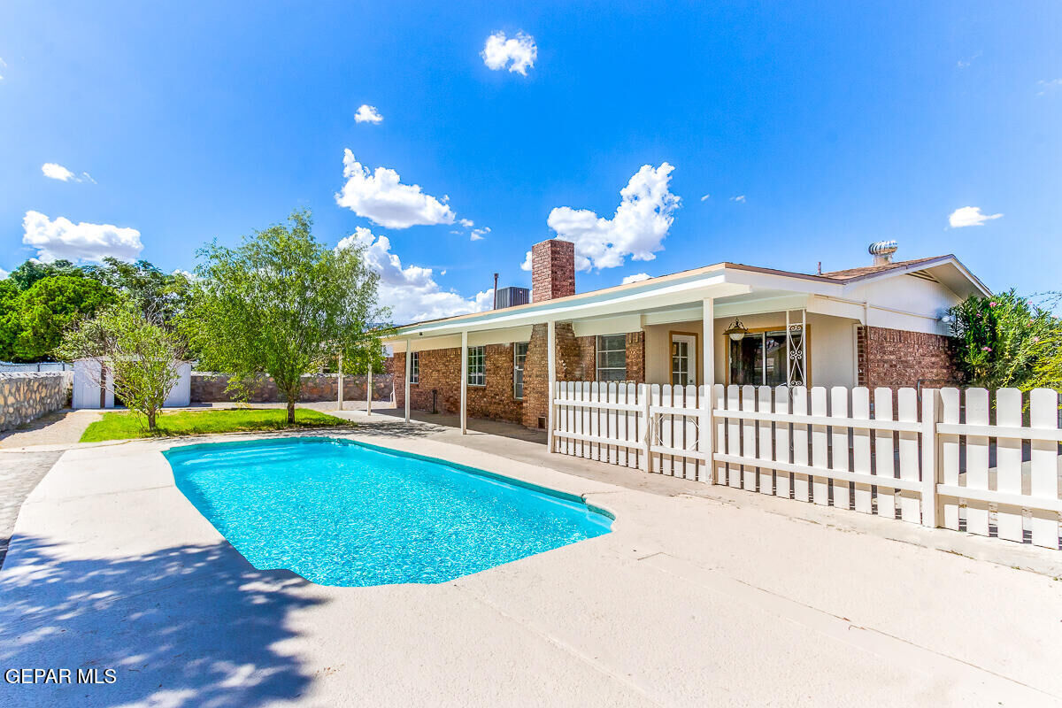 Property Photo:  5016 Cockrell Lane  TX 79924 