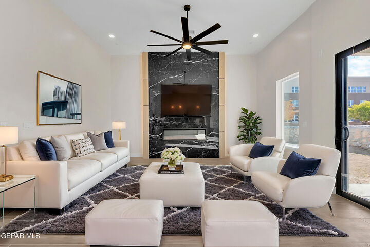 Property Photo:  2701 Brady Place  TX 79935 