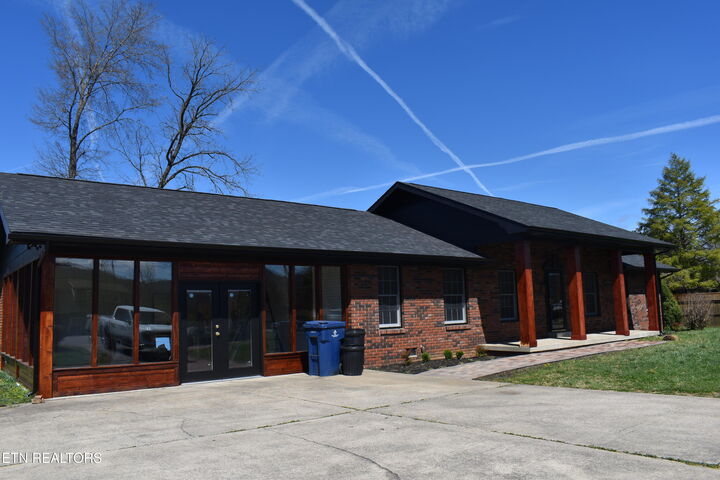 Property Photo:  3306 W Cumberland Ave  KY 40965 