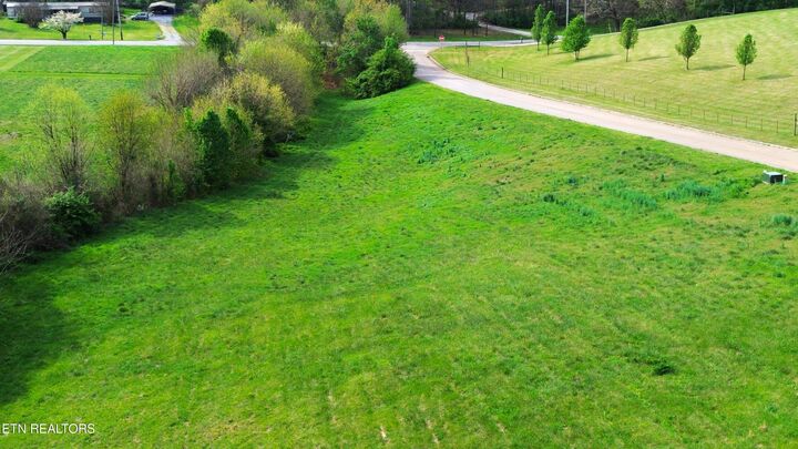 Property Photo:  916 Carter Springs Drive  TN 37801 